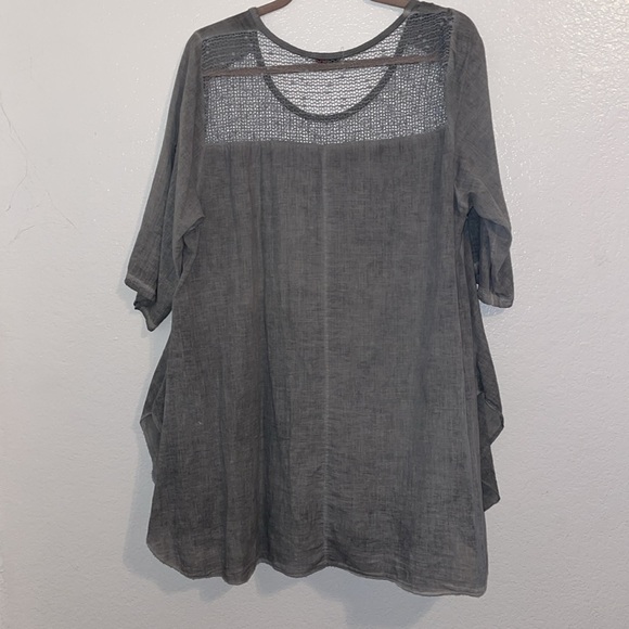 Made In Italy Cover Up - Picture 3 of 5